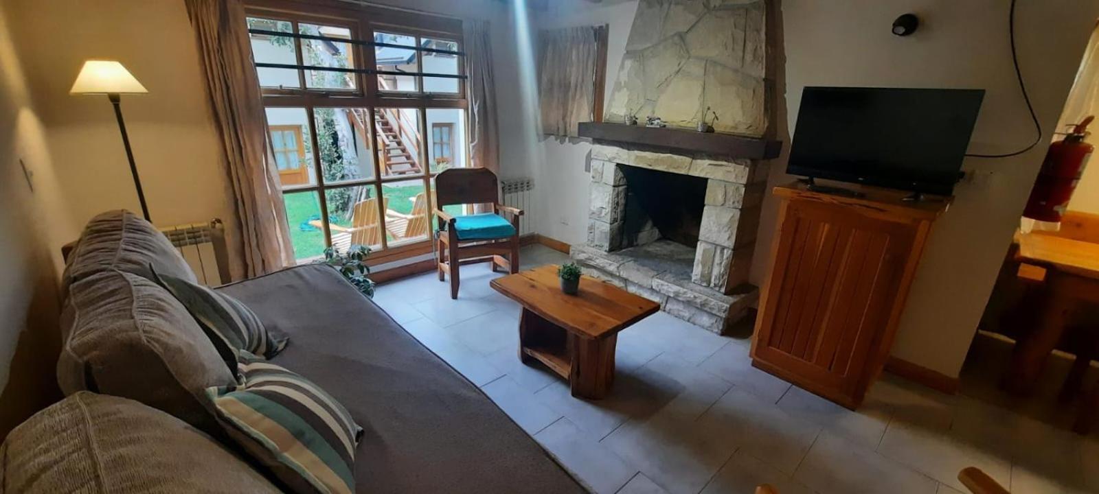Apart Hotel Bungalows El Viejo Cipres San Carlos de Bariloche Kültér fotó